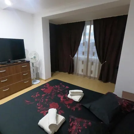 Elm 1- Black Sea Apartment *